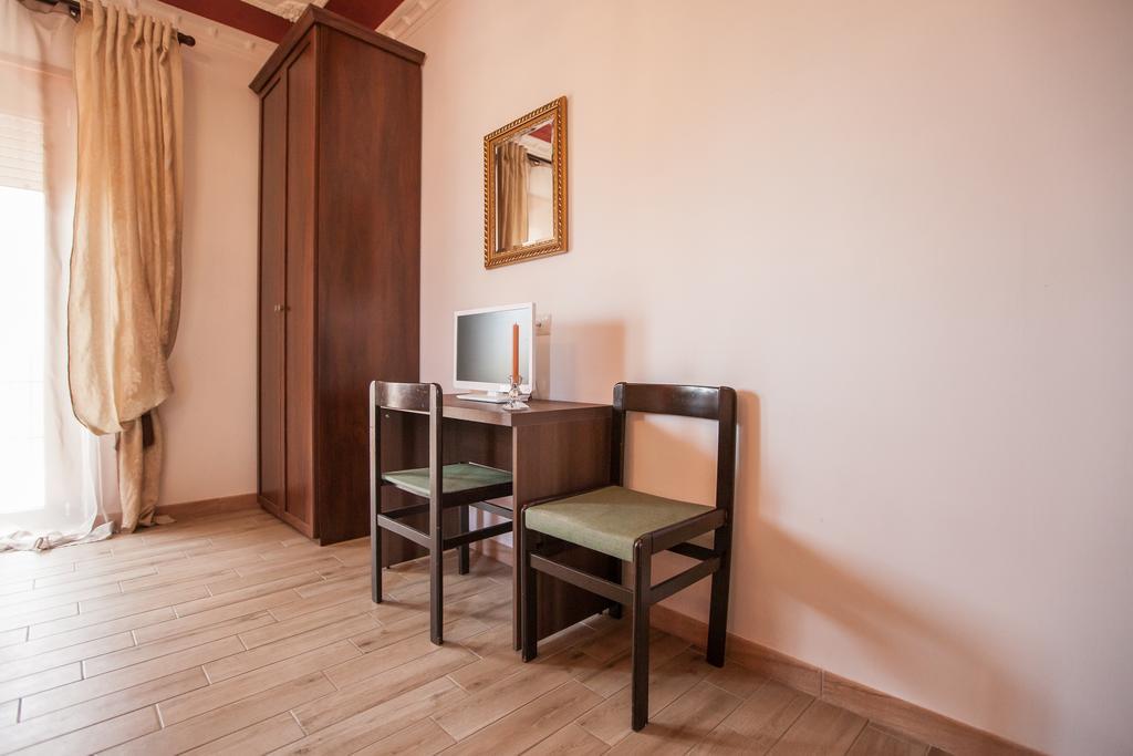 Carillon Daire Civitavecchia Dış mekan fotoğraf
